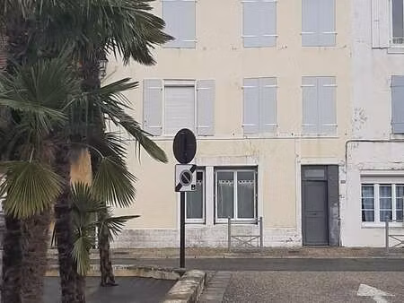 vente appartement 4 pièces à tonnay-charente (17430) : à vendre 4 pièces / 68m² tonnay-cha