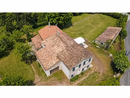vente maison 6 pièces 200 m² à vouille (86190)  275 000 €