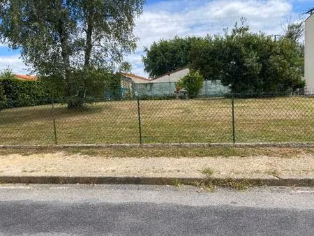 terrain à bâtir à montussan (33450)