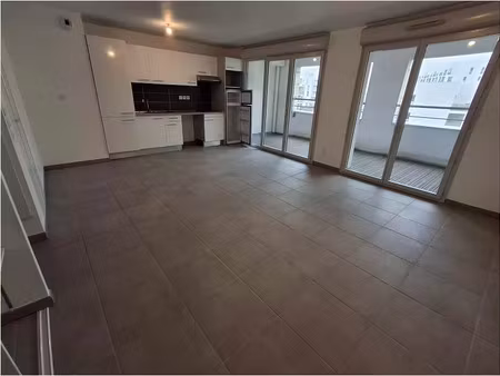 location appartement 3 pièces 67 m² à toulouse (31300)