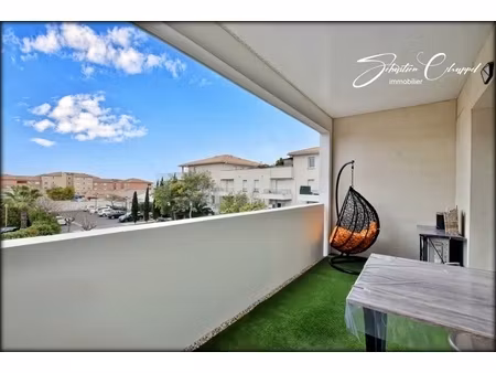 appartement à vendre 3 pièces  2 parking dernier étage agde (34)