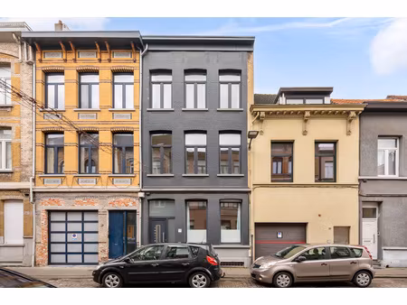 huis te koop in borgerhout met 5 slaapkamers