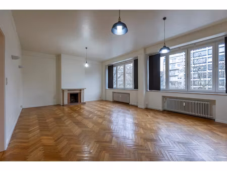 appartement te koop in elsene met 2 slaapkamers