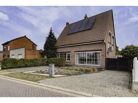 huis te koop in nijlen met 3 slaapkamers