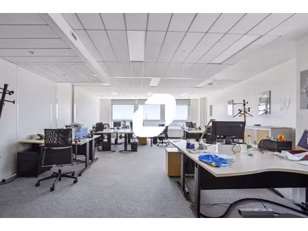 location bureau courbevoie 92400