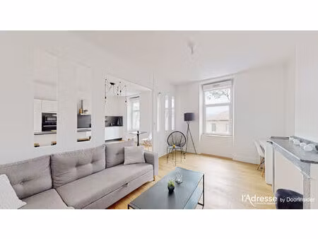 location appartement 3 pièces  74.25m²  narbonne