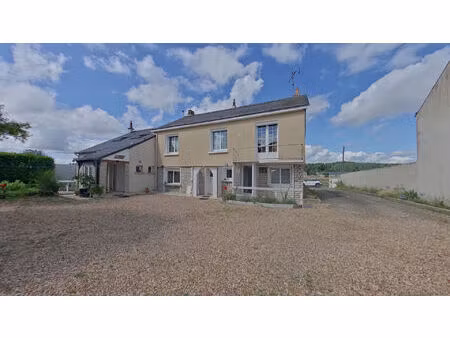 maison cinais 8 pièce(s) 212 m2