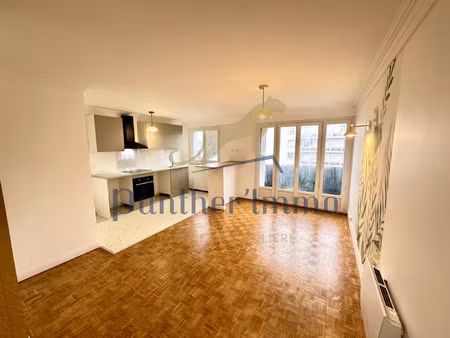 magnifique appartement rénové en dernier étage