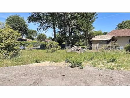 terrain viabilisé au calme proche de tous commerces