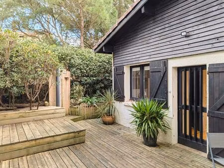 très jolie villa patio à quelques pas de la plage  des commerces