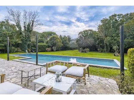 maison noble - piscine et parc