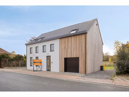 huis te koop in tielt-winge met 4 slaapkamers