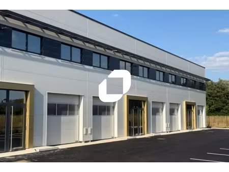 location local d'activités saint pierre du perray 91280