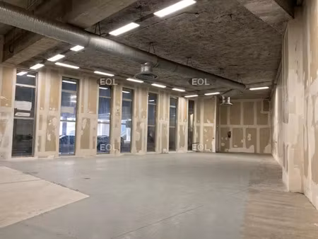 à louer : local d'activité de 596 m² à ivry-sur-seine (94)