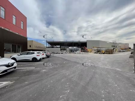 a louer : local d'activités neuf de 1 486 m²