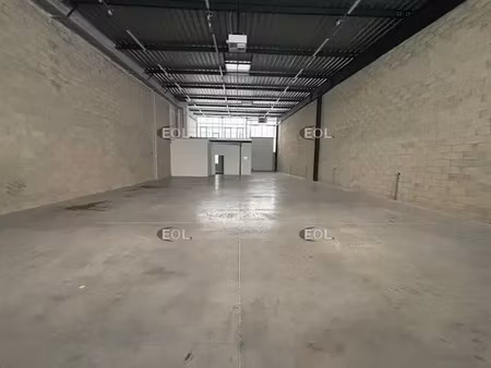 local d'activités à louer