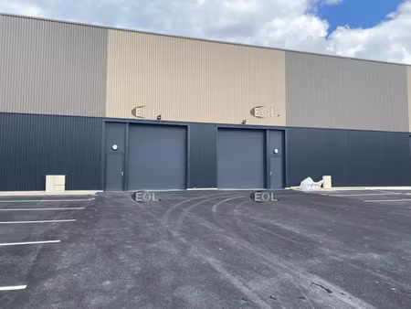 a louer  local d'activité neuf de 374 m²