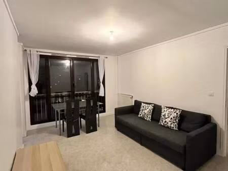 location appartement 2 pièces 42 m² à vitry-sur-seine (94400)