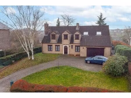 huis te koop in hoeilaart met 4 slaapkamers