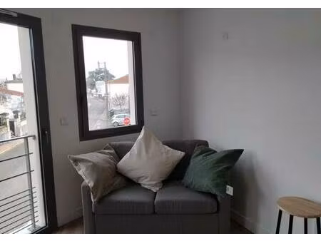 location appartement 1 pièce 24 m² à lesparre-médoc (33340)