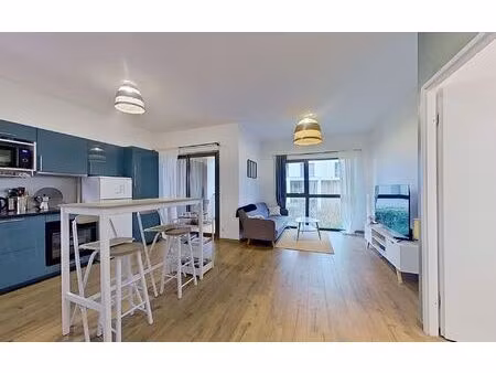 location appartement  47.2 m² t-2 à bordeaux  950 €