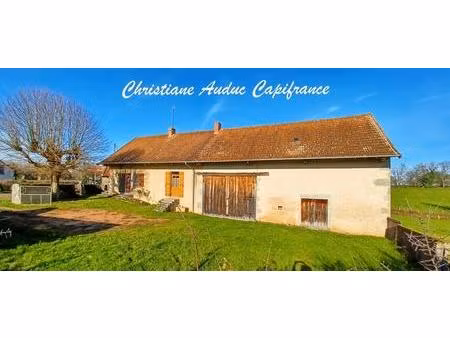 ancien corps de ferme à la porte de charolles  sur parcelle de terrain de 4 500 m²