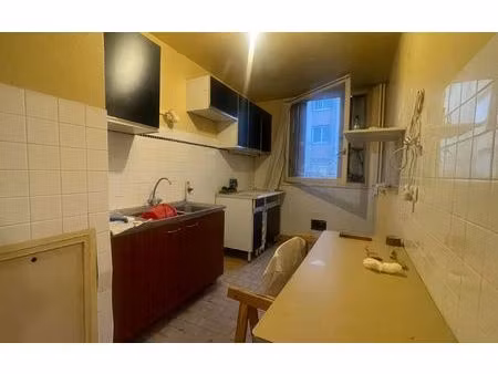 appartement les ulis 67 m² t-3 à vendre  110 000 €