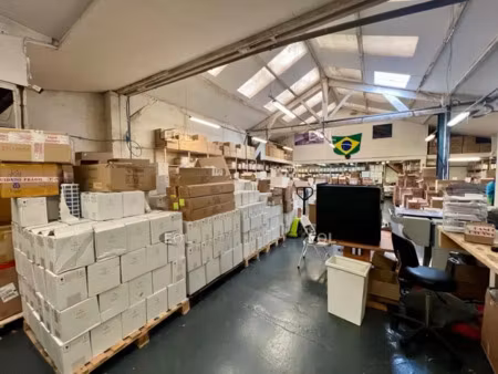 a louer - local d'activité de 405 m²