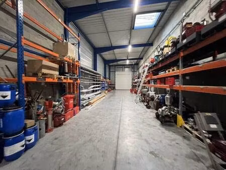 local d'activités à louer