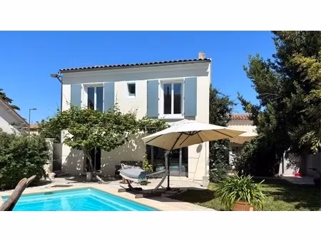 maison à vendre 6 pièces  piscine  garage