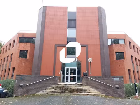 a vendre  bureaux climatises