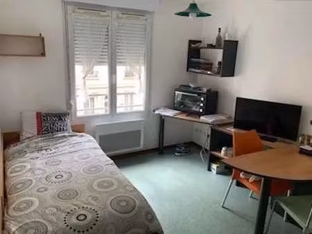 location appartement 1 pièce 18 m² à saint-étienne (42000)