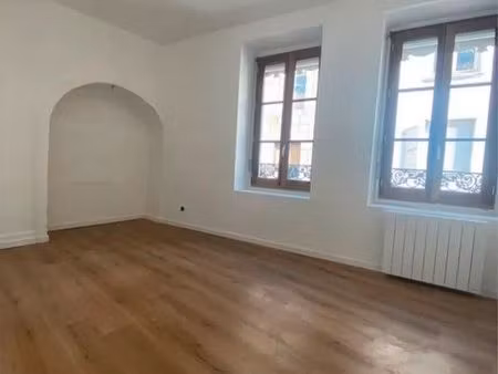 location appartement 1 pièce 30 m² à saint-étienne (42000)