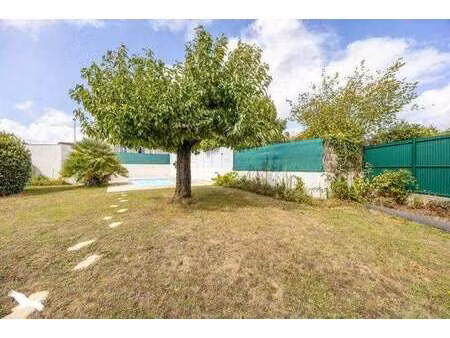 vente maison piscine à la roche-sur-yon (85000) : à vendre piscine / 136m² la roche-sur-yo