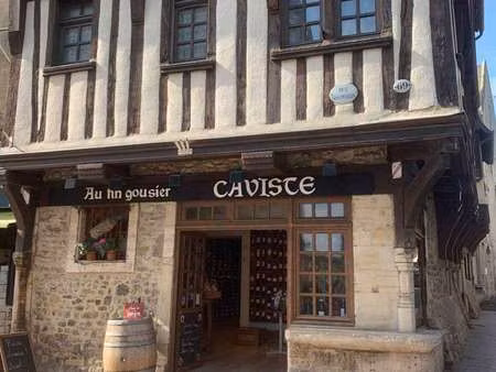 vente bureaux et commerces à bayeux (14400) : à vendre / 100m² bayeux