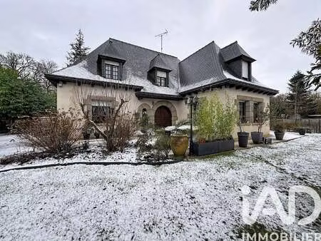 vente maison à saint-caradec (22600) : à vendre / 186m² saint-caradec