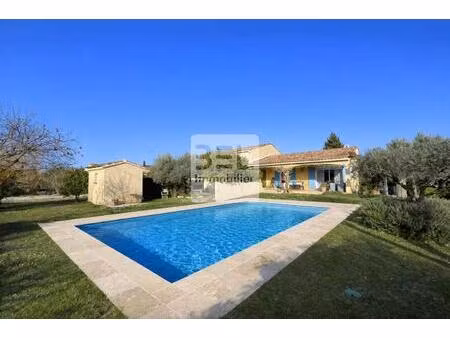 magnifique villa avec piscine à pierrelatte