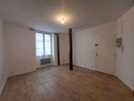 location appartement t1 à angers centre (49000) : à louer t1 / 24m² angers centre