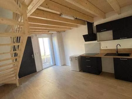 location appartement 2 pièces meublé à laval (53000) : à louer 2 pièces meublé / 30m² lava