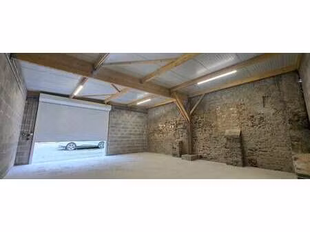 location garage box et parking à fougères (35300) : à louer / fougères