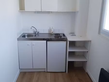 location appartement 1 pièce 17 m² à orléans (45000)