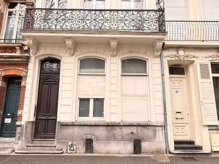 boulevard vauban : studio meuble vendu loue ideal investisseur