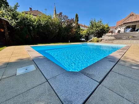 maison en pierre avec piscine   125 m²   jardin sans vis-à-vis