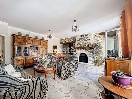 maison 110m2- 3 chambres- dont 1 en rez-de-chaussée-les ponts de cé- terrain de 900m2