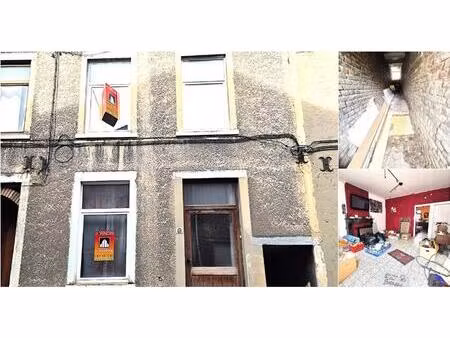 maison à vendre à rue d'oignies 90 aiseau-presles (vbd73888)