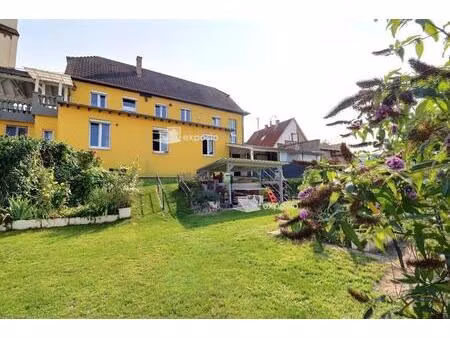 maison dans copropriete de 186.6 habitable et 234 65 au sol