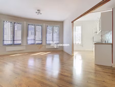 vente appartement 3 pièces 77 m² à cerdon (01450)  107 000 €