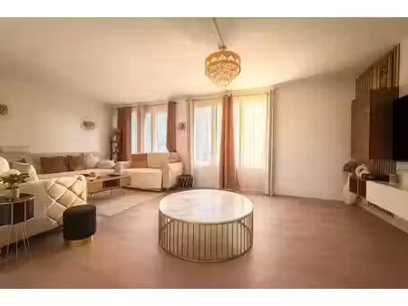 vente appartement 4 pièces 80 m² à saint-quentin (02100)  75 900 €