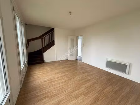 maison le lude 4 pièce(s) 76 m2