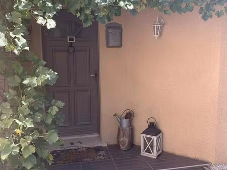 maison de charme à veauchette avec piscine